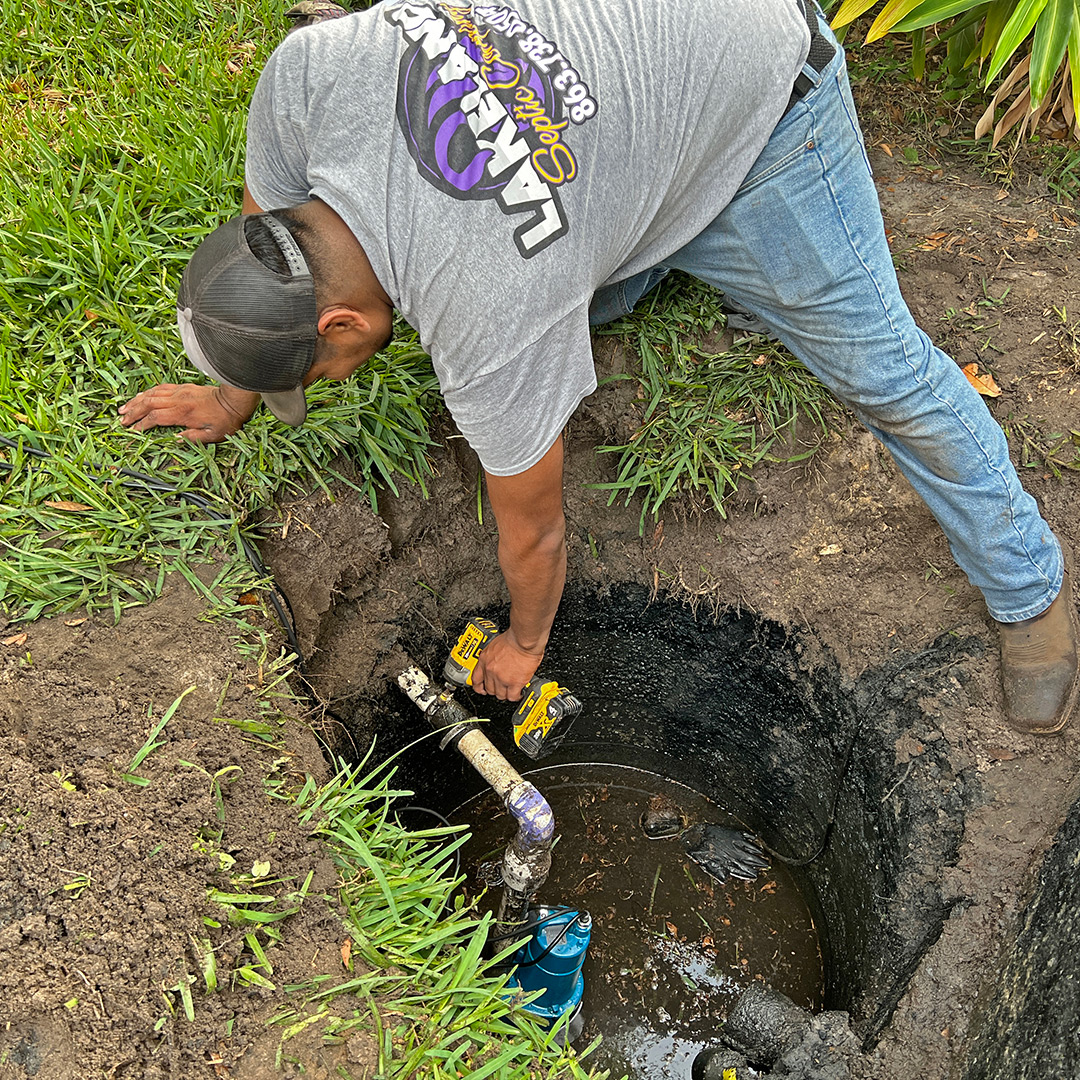 septic tank & drain field repair services for cracked septic tank & damaged pipes in Winter Haven, Auburndale, & Polk City FL